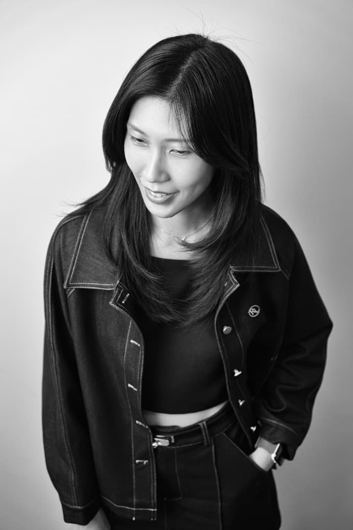 A member of the Seal Interactive team