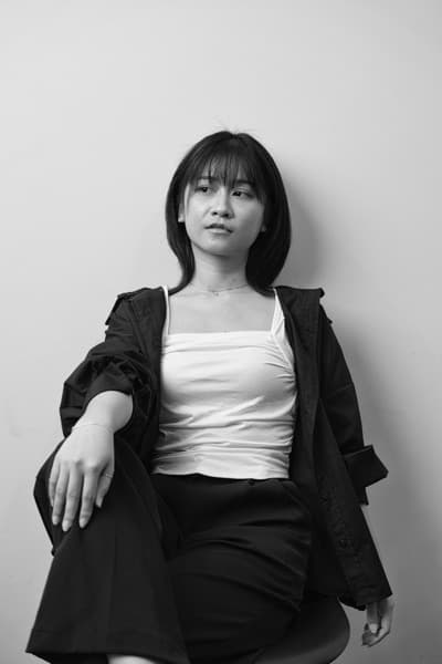 A member of the Seal Interactive team