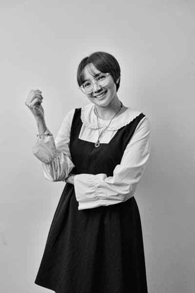 A member of the Seal Interactive team